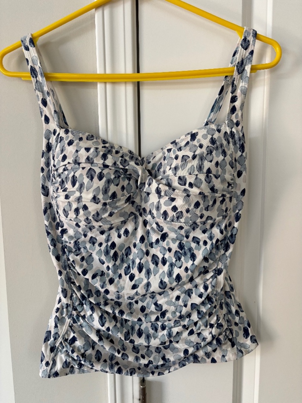 Nip Tuck Tankini Swimsuit Top Size 8